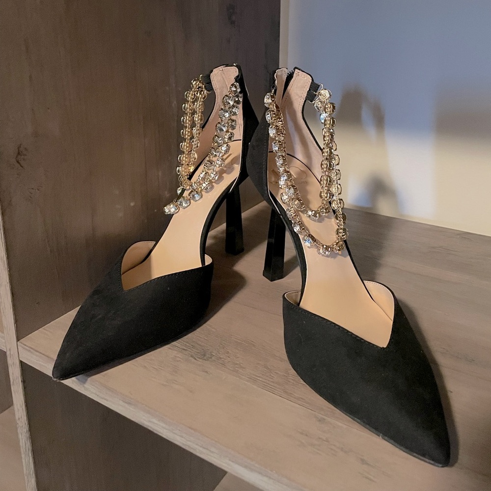 JLo Jennifer Lopez Norna Pump